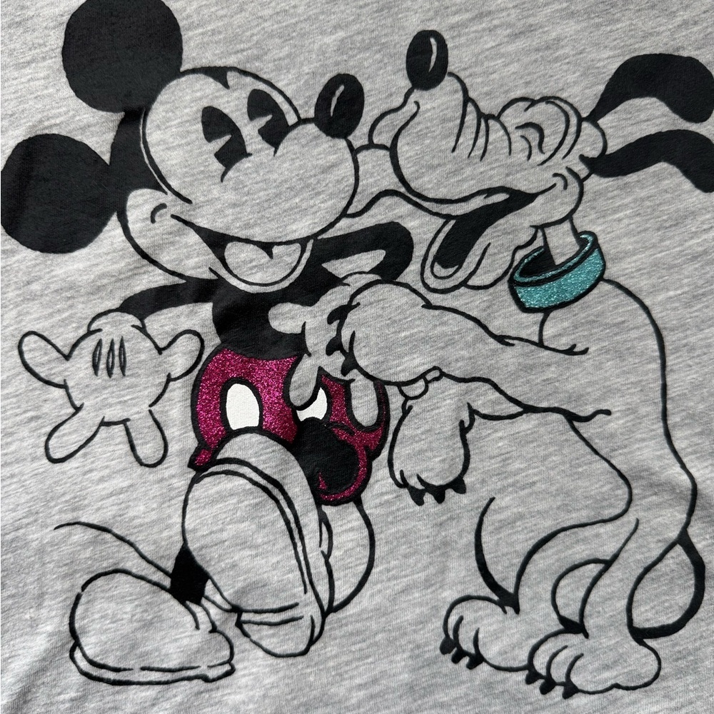 Disney Mickey & Pluto Graphic Tee Size M - Picture 2 of 4